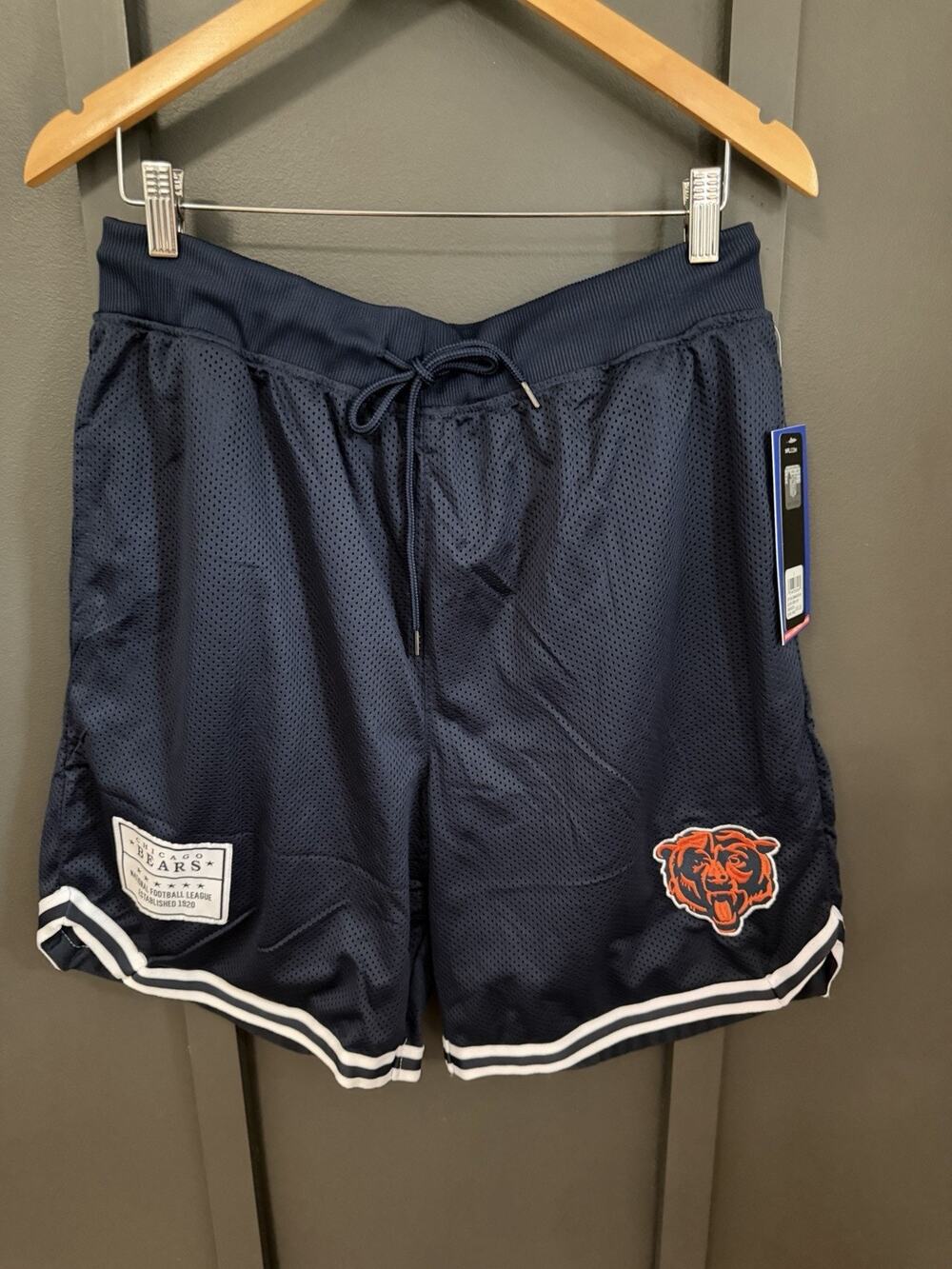 Chicago Bears NFL Ultra GAME Navy Blue Basketball Shorts size Men's Large NEW